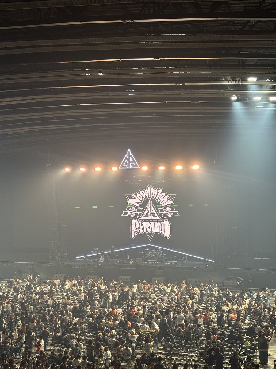 Koha_nb04's tweet photo. 09.27　Novelbright

今年初ツアー参戦🤭✨
久しぶりに行ったこともあって、
少し忘れてることとかもあったけど、
あの曲とあの曲が聴けて良かった☺️🫶

#Novelbright 
#大和工業アリーナ姫路 https://t.co/qDfhtyNnpN