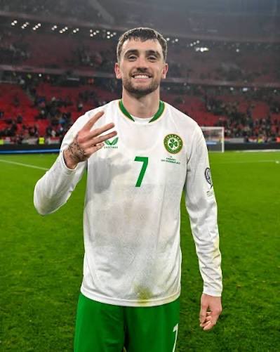ActuIrlandeFoot's tweet photo. 🇮🇪🌍On connaît 3 noms qui ont soutenus Gavin Bazunu dans sa démarche de boycott le match contre Israël !

▫️Liam Scales (Celtic 🏴󠁧󠁢󠁳󠁣󠁴󠁿)
▫️Troy Parrott (Betis 🇪🇸)
▫️Jack Moylan (Cardiff City 🏴󠁧󠁢󠁷󠁬󠁳󠁿)

Bravo messieurs !

🗞️: @IrishPropaganda https://t.co/HVSSYBIEJk