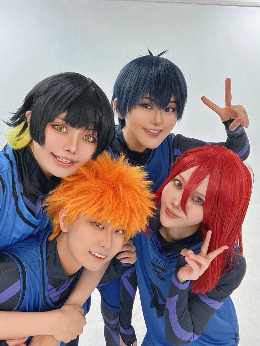 LHuQDxmJxpoq1s7's tweet photo. チームZ撮影して来ました✌✌
みんな顔よくて優しくて面白くて最高の併せでした☺💗💗
久しぶりにbcrも出来て嬉しかった🐝
皆さんありがとうございました😽✨ https://t.co/xIlEh2mj0u