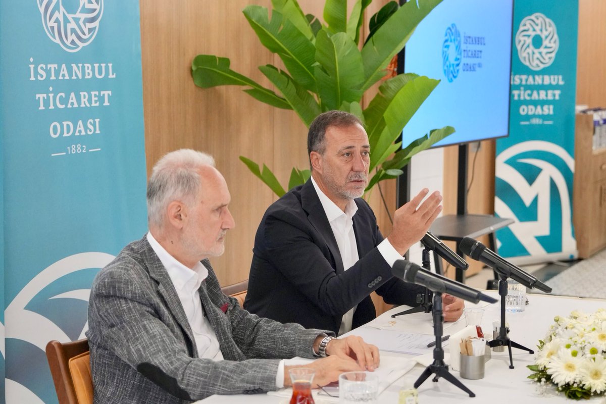 _MHPistanbul_'s tweet photo. İl Başkanımız Sn. @BBvolkanyilmaz, İl Yönetim Kurulu Üyelerimiz ve İlçe Başkanlarımız, İstanbul Ticaret Odası (İTO) Yönetim Kurulu Başkanı Şekib Avdagiç ile bir araya gelerek verimli bir istişare toplantısı gerçekleştirdi.

Başarılı çalışmalarının devamı için, yaklaşan İstanbul Ticaret Odası Meslek Komitesi ve Meclis Üyelikleri seçimlerinde kendilerine üstün muvaffakiyetler dileriz.