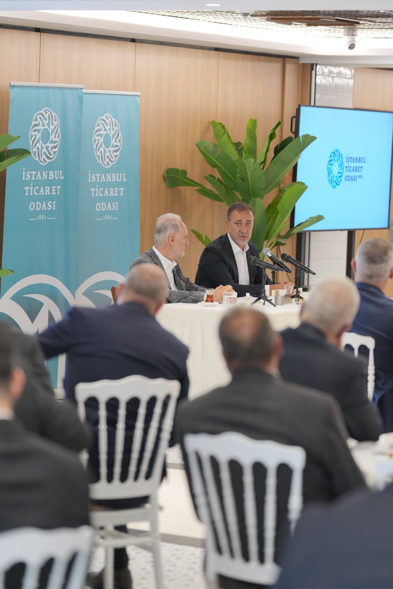 _MHPistanbul_'s tweet photo. İl Başkanımız Sn. @BBvolkanyilmaz, İl Yönetim Kurulu Üyelerimiz ve İlçe Başkanlarımız, İstanbul Ticaret Odası (İTO) Yönetim Kurulu Başkanı Şekib Avdagiç ile bir araya gelerek verimli bir istişare toplantısı gerçekleştirdi.

Başarılı çalışmalarının devamı için, yaklaşan İstanbul Ticaret Odası Meslek Komitesi ve Meclis Üyelikleri seçimlerinde kendilerine üstün muvaffakiyetler dileriz.