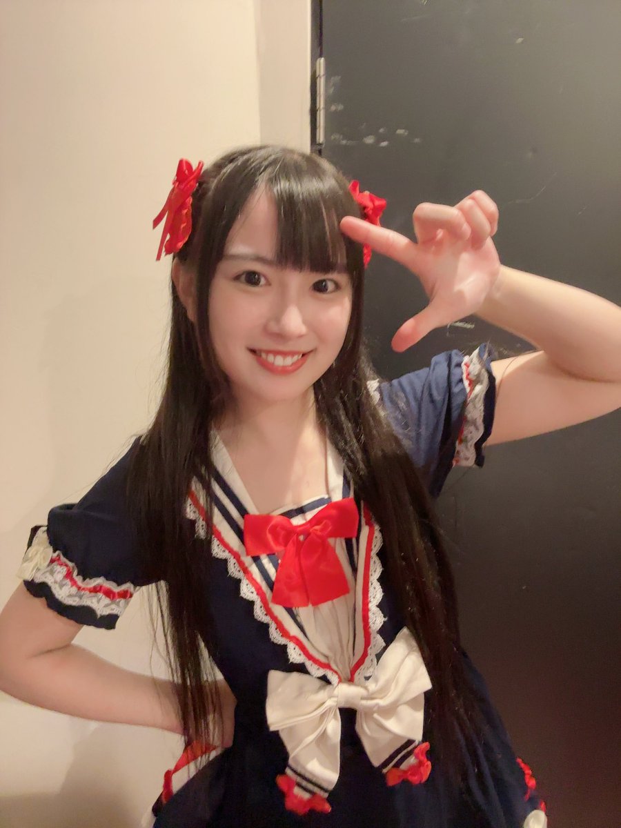 shocora_p's tweet photo. 苺たると卒業公演ありがとうございました🍓
約1年間、たるとさんと同じステージで歌って踊ることが出来て本当に楽しかったです🙌

しょこらはプレアとしての任務を今日で終えましたが、まだまだAMEメンバーなので今後とも応援をよろしくお願いいたします🙇‍♀️

 #しょこらだよぉ  #プレア  #Pleia https://t.co/7v5jzlF5B8