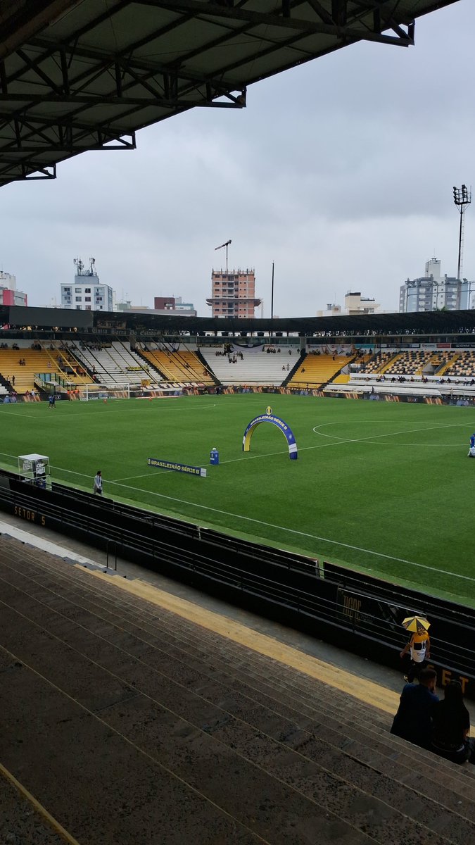 aljemanoel's tweet photo. Hoje vou assistir o jogo entre @CriciumaEC x @AvaiFC no @BrasileiraoB graças a cortesia da @radiocidademdia . Obrigado #radio #futebol https://t.co/K15bok0YQI