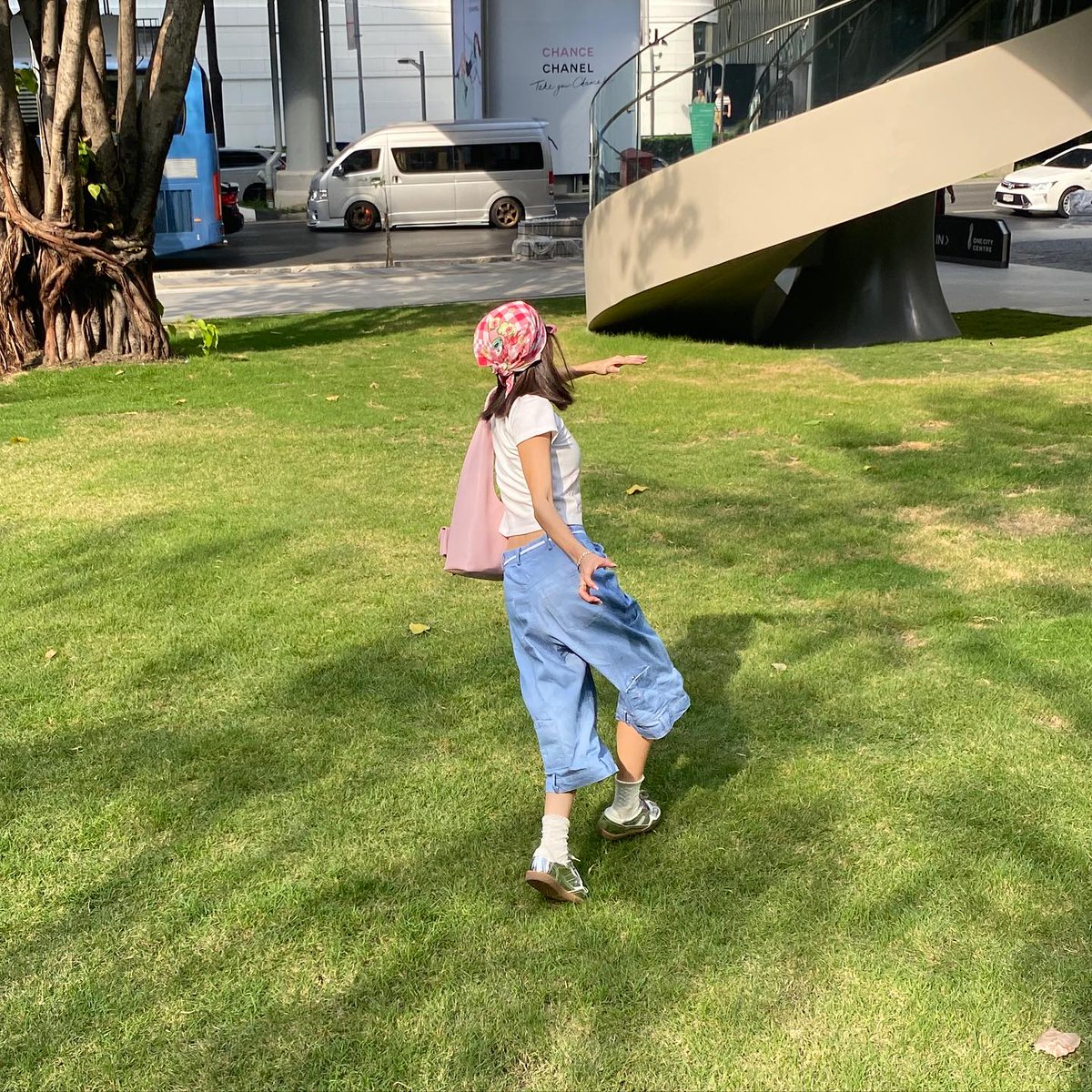 Nevespeixoto's tweet photo. 疲れたときは無理をせず、ただ空を眺めて深呼吸しよう。これってあるあるだよね。 💖💬
KYC https://t.co/sipFLgnwjF