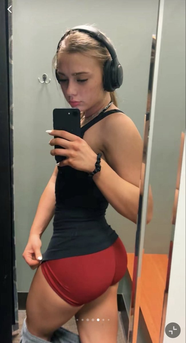 dimmedscreen's tweet photo. mmph mya showing off her gains😵‍💫
#irl #gymcrush https://t.co/RX7ylDAj5R