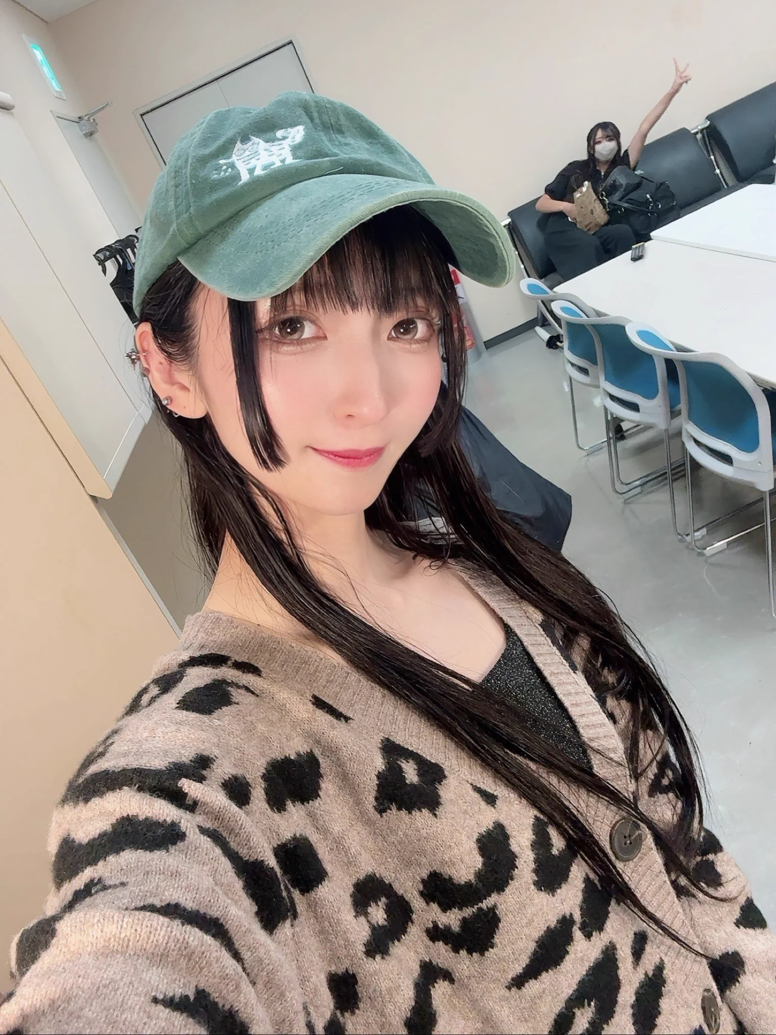 宮脇舞依 /KRD8 (@onigiri_0724) / X