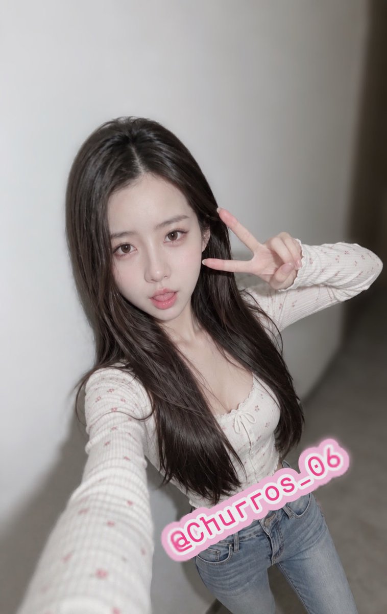 Churros_06's tweet photo. 来喽来喽~❤️
#射屏 #返图 #合照 #羞辱 #肉棒 #精液 https://t.co/ANbpM0WDtq