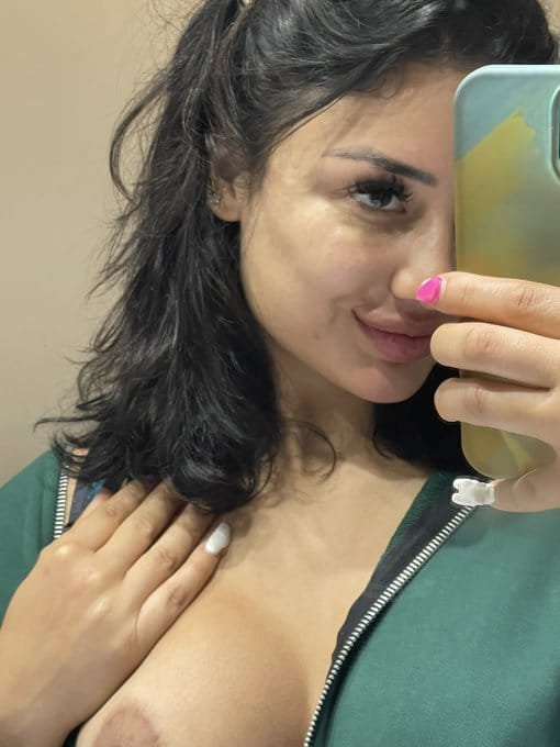EmilyDFT00's tweet photo. Wya boo? ❤️ 
Hmu Hi, add my Zangi private number for confidential correspondence and calls

1073426424

https://t.co/HslDLe1DZk https://t.co/BUDKxoI579