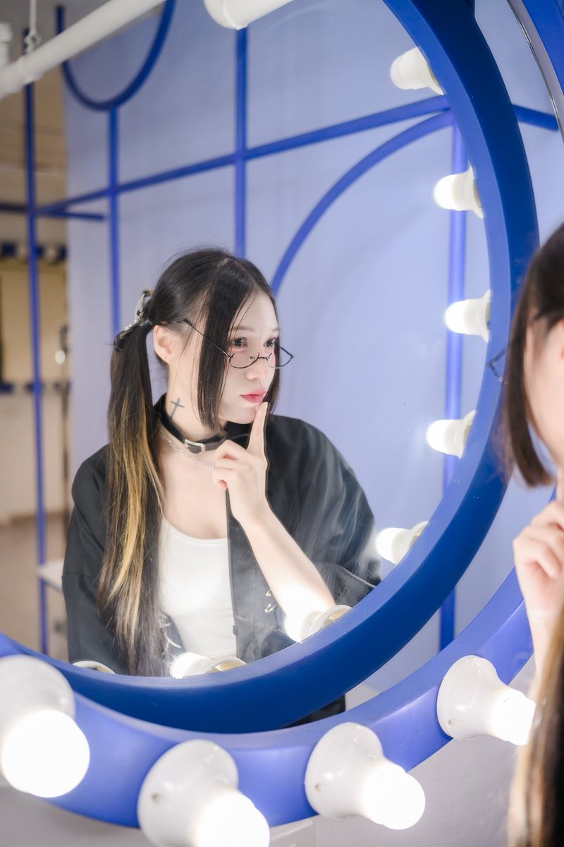 rennia_paindora's tweet photo. กระจกวิเศษบอกข้าเถิด🪞

#Rennia_Paindora
#PAINDORA_IDOL #ペインドラ #PAINDORA #IDOL https://t.co/DgkRumUdPC