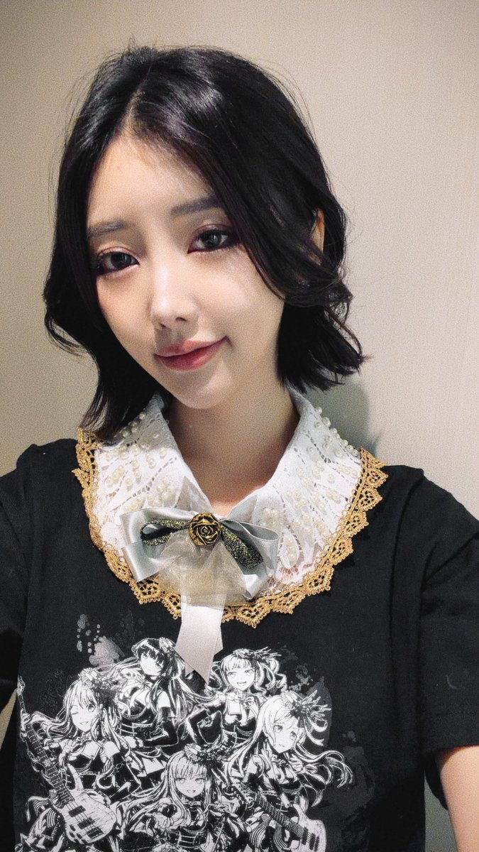 Kanon_Shizaki's tweet photo. 『RoseliaのRADIO SHOUT! -Prost-』
本日はありがとうございました🌹

5人のトークイベントは久しぶりで、めちゃくちゃ楽しかったです。
Roseliaならではのとても面白くて明るい時間でしたね！
改めて300回おめでとうございます🎈

#レディシャ_プロースト1部
#レディシャ_プロースト2部
#レディシャ https://t.co/WIjMHDosdV