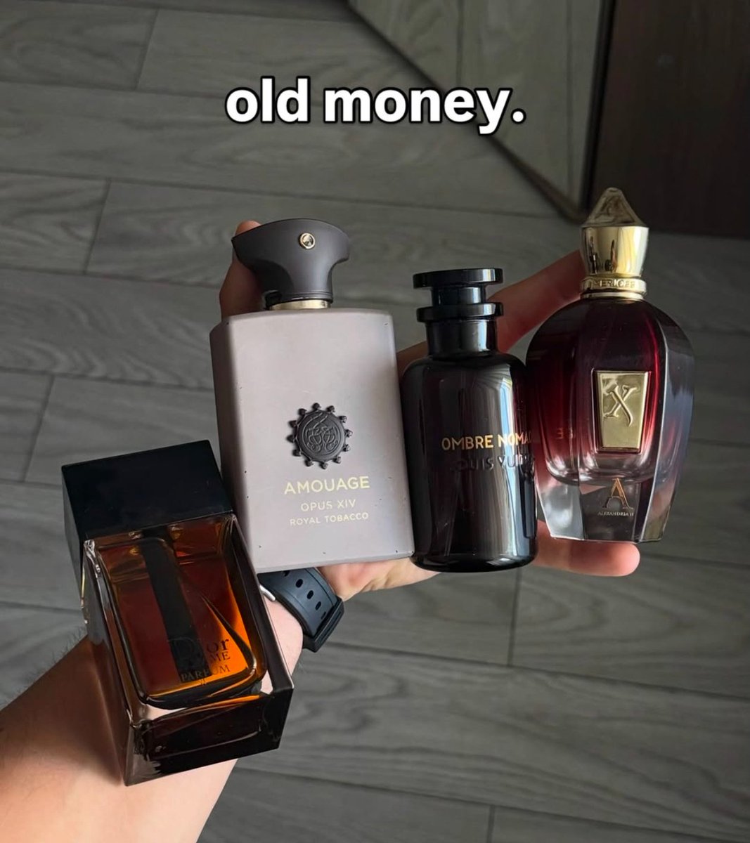 BossRule_12's tweet photo. Scents for every occasions 🍂👌🏻 https://t.co/GGziwG12SX