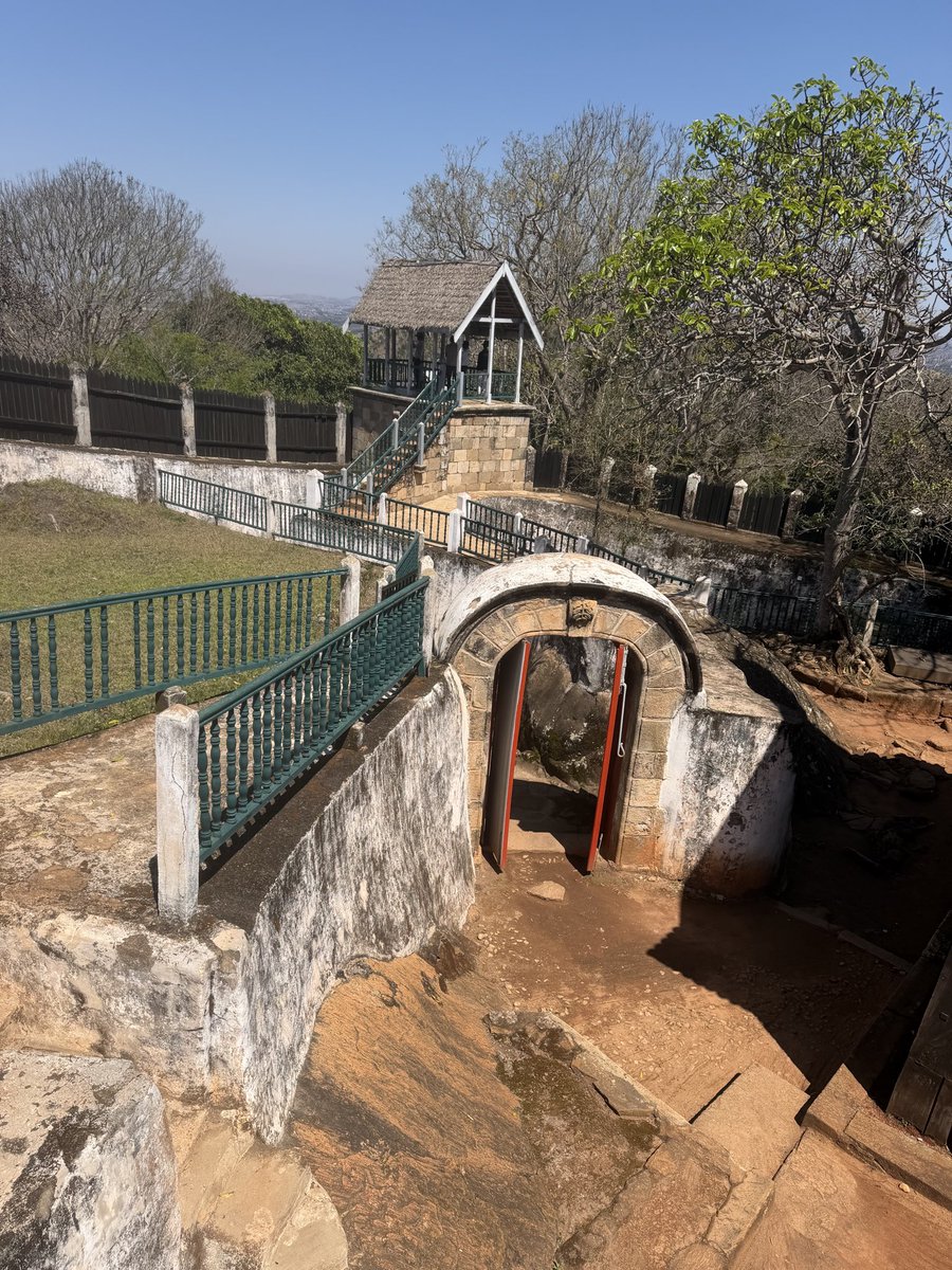 StephenGRyan's tweet photo. Views of the Royal palace in Tana our last visit on the trip. #asatours    #abcradio  #mtmacedon  #dicksoniarareplants  planttrust#thehorticulturalists 
￼

￼

￼ https://t.co/NzEd5uDuK6