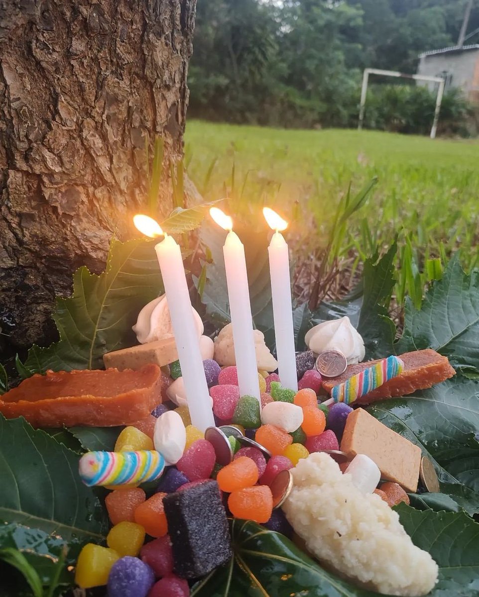 OrixaEncantado's tweet photo. Os Erês lhe trarão uma boa notícia hoje! 💖 https://t.co/wuhvhyvImo