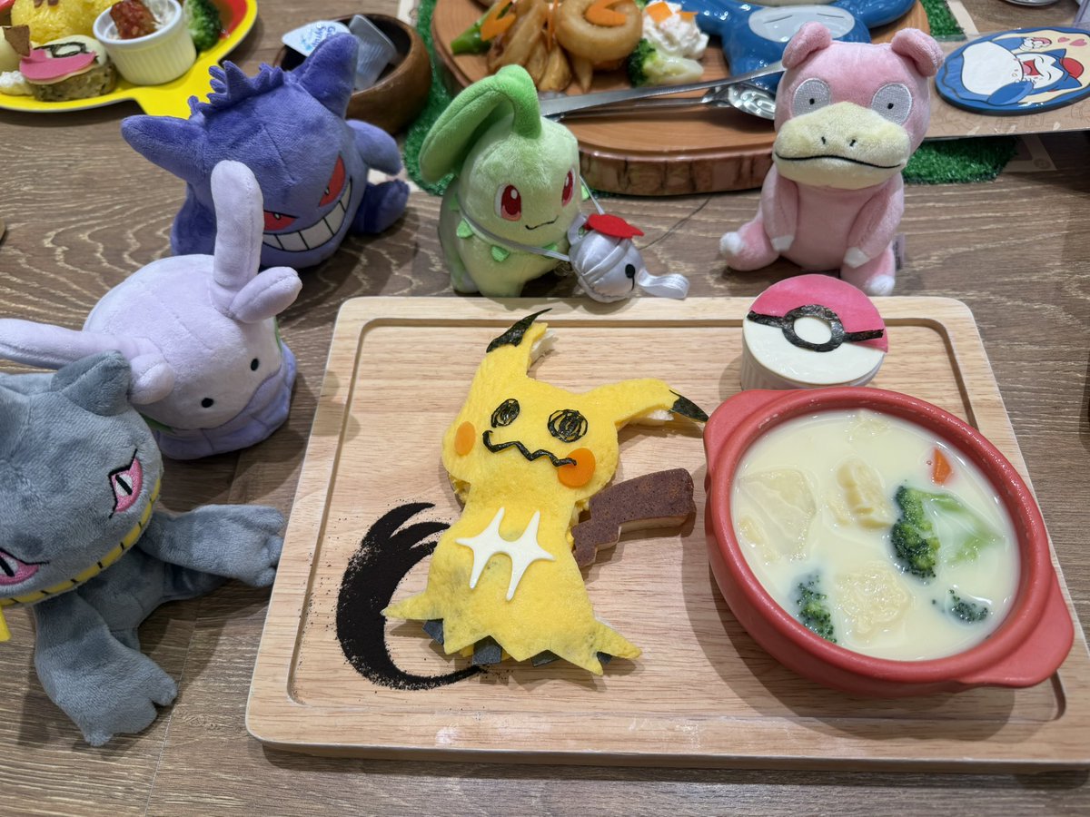 Hachin88's tweet photo. リニューアル後のポケモンカフェ💓
メニュー全部可愛かった https://t.co/sfZ4h7kR1m
