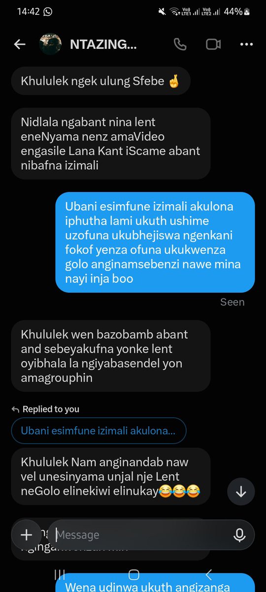 Angel54429's tweet photo. Ngathi umuntu ubhekene nohlanya nd kungashona ilanga mangingaba busy nalolu🙄ayikho phela lento🚮😂😂 https://t.co/ECMkoYE8Kd
