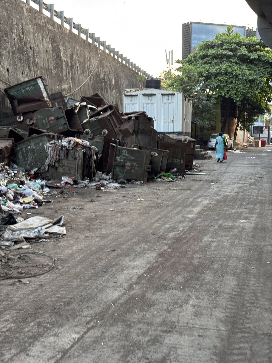 swacch_sansaar's tweet photo. Thankyou @mybmc for keeping Mumbai clean @mybmcWardMW 

Location

Shop No.725, Amar Mahal, Chembur West, Panchshil Nagar, Chembur, Mumbai, 400089

@zoru75 @vinitbhavi @tilaknagarvocal @Soldier27058359 @ChemburChapters @swachhachembur @Chemburbjp https://t.co/Nvi3dIsd5w