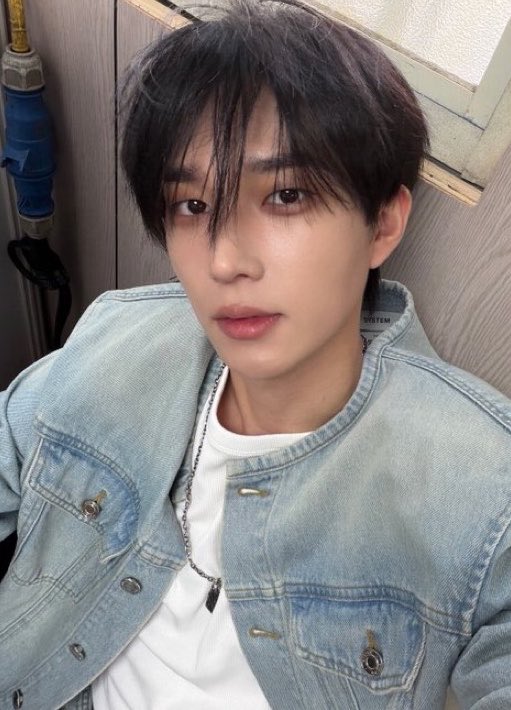 OS4K7's tweet photo. and i promise you can fall in love again 

#P1SD #P1eceSelcaDay #P1Harmony
#피원하모니 #P1ECE #기호 #KEEHO #테오 #THEO #P1HSD @P1H_members https://t.co/U8U46EtJuW