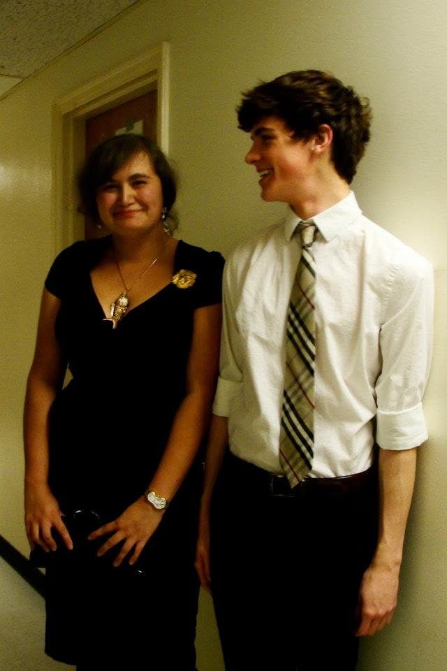 dinosaur_info's tweet photo. My friends and I threw a mad men season 5 premiere party in our dorm with candy cigarettes and a bartender serving mixed drinks in plastic martini glasses. Guests kwere required to dress well. Biggest freshman party of the year https://t.co/ECOcXOJzik