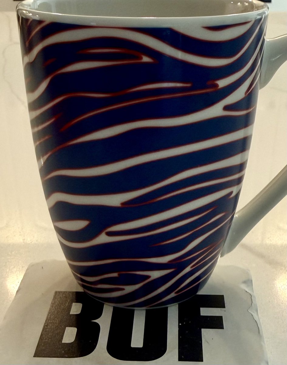 BuffaloBillsB's tweet photo. Let’s go Buffalo! #happygameday #zubaz #GoBills ❤️💙🤍🏈 https://t.co/shXDVnULrP