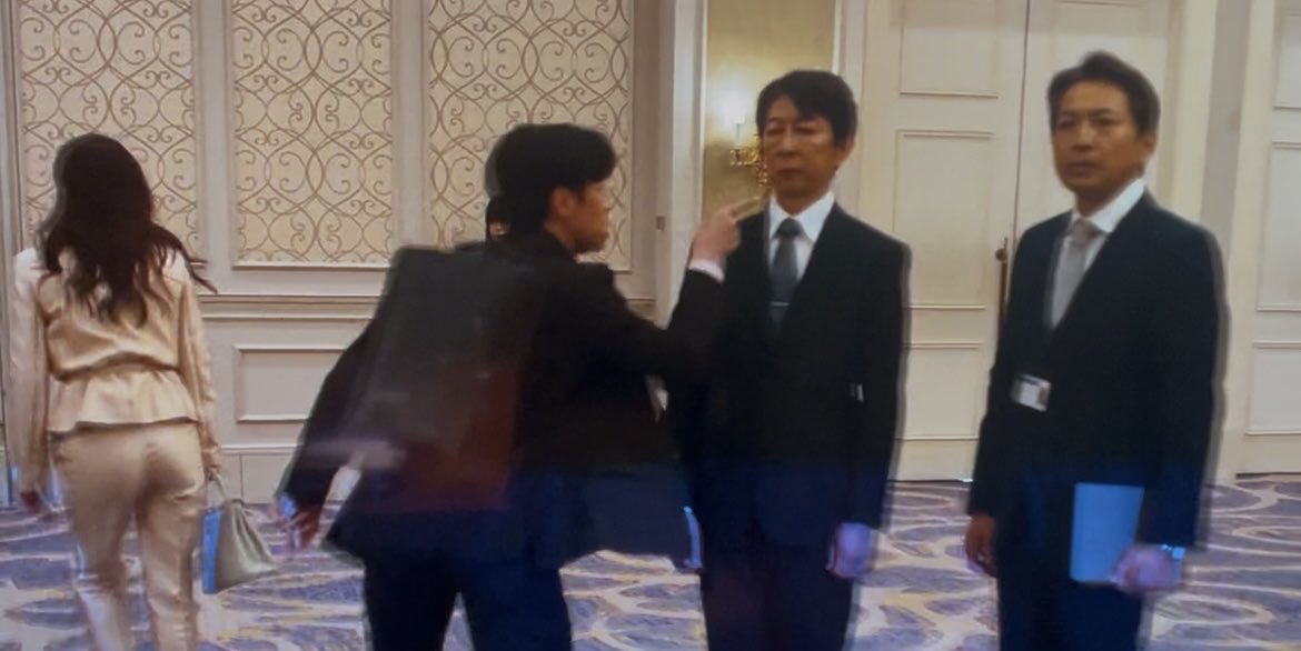 misaverte's tweet photo. エピソード通じてこのシーンが一番好きかもしれん…田村健太郎さん演じる弁護士最高すぎた。こんなに信頼できる弁護士いる？ #ダウンタイム https://t.co/KGlkv3fTHf
