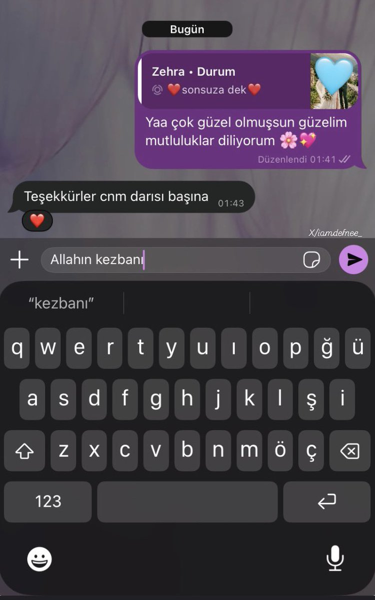 iamdefnee_'s tweet photo. Asla evlenmem, evlilik bana göre değil" diyen benden 10 yaş küçük kuzenim hepimizden önce evlendi, şoktayız! Bu kız eskiden sürekli yanıma gelir; yemekten ev işine, dersten günlük konulara kadar her şeyi bana danışır, fikrimi alırdı. Ben de bir abla olarak her zaman yanındaydım. Tek konuşmadığımız konu flört meseleleriydi, benden çekinirdi.+++