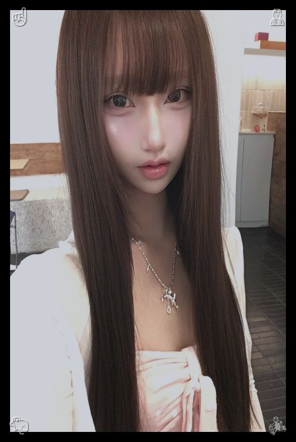 tiiwtterr's tweet photo. ☄Online video game Team, wonHang slim bamboo rattan wind chimes on outdoor terrace railings, mild wind generates clear soft tones to quiet noisy inner voices and fill every evening with peaceful warm atmosphere https://t.co/cN5UH3pORG