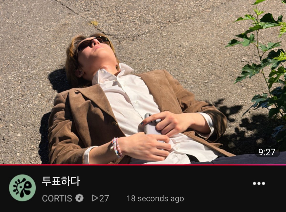 eomcoertis's tweet photo. NEW VLOG OMG ON CORTISSSS CHANNEL LETS GOOOOO?!?!?? 😭🥹😭

📺: https://t.co/o2h8190HmL https://t.co/mD7ALDNnm8