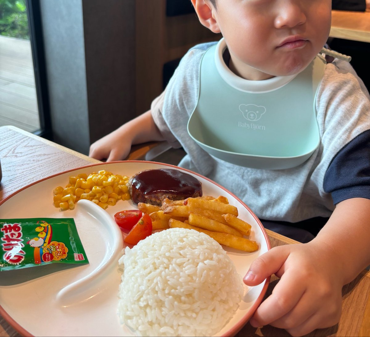 macchyazenzai's tweet photo. 坊やとデート👦🏻🍴🏃 https://t.co/Eb39QNX3kY