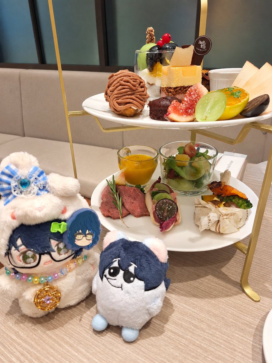 syu530's tweet photo. アフタヌーンティー行ってきました。
わんこそば方式で色んな紅茶を味わえて楽しかったー優雅な気分でした！ https://t.co/rCwrMzg2AH