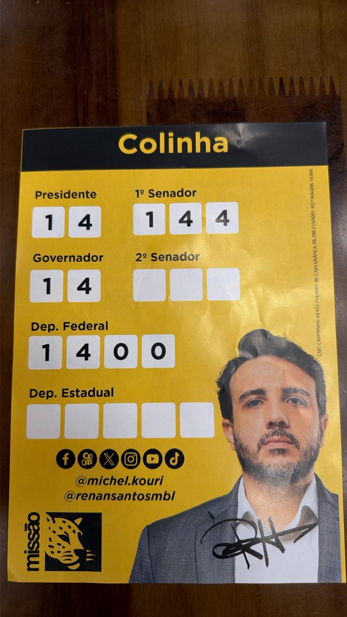 RAMONARAGO7's tweet photo. @RenanSantosMBL Recebi na feira de Campo Grande- Rj.  Eu panfletaria DE GRAÇA!! https://t.co/CjzfYjHX1A