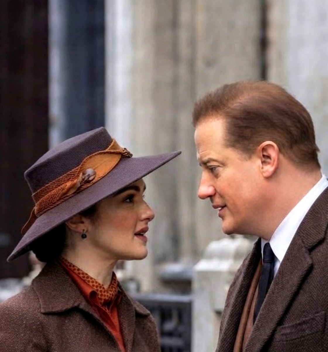 TDS__01's tweet photo. Il y a des photos qui donnent des frissons... celle-ci me touche particulièrement !😍
Voir Brendan Fraser retrouver les sommets après nous avoir fait rêver dans les années 90/2000, ça me fait clairement quelque chose !🥺
Il mérite tellement ce retour au premier plan !❤️ https://t.co/uEysMgHW8d