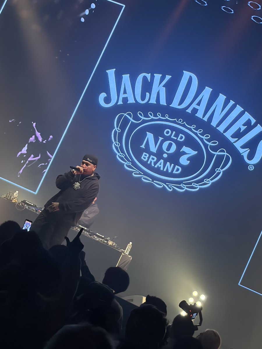 Steed400HILUX's tweet photo. 久しぶりのクラブはめちゃくちゃ楽しかった😎😎😎
#Jack & Music https://t.co/oCABhsDVLL