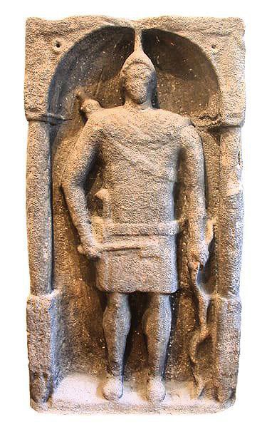 3rab_vision's tweet photo. Arab Palmyrene archers stationed at Hadrian’s Wall in Britain as part of the Roman imperial army. https://t.co/JPkpjaDIfo