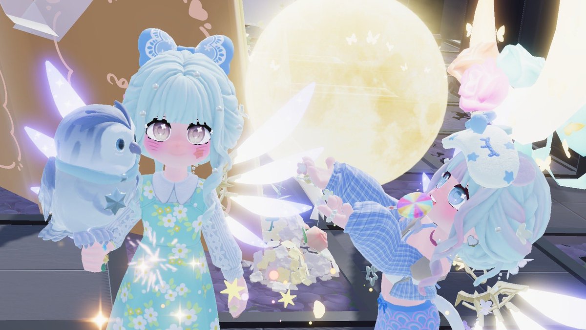 apo_penguin00's tweet photo. ふらちゃんと写真とった〜♡♡
離席中に盗撮（ https://t.co/bC9XPdmU4t