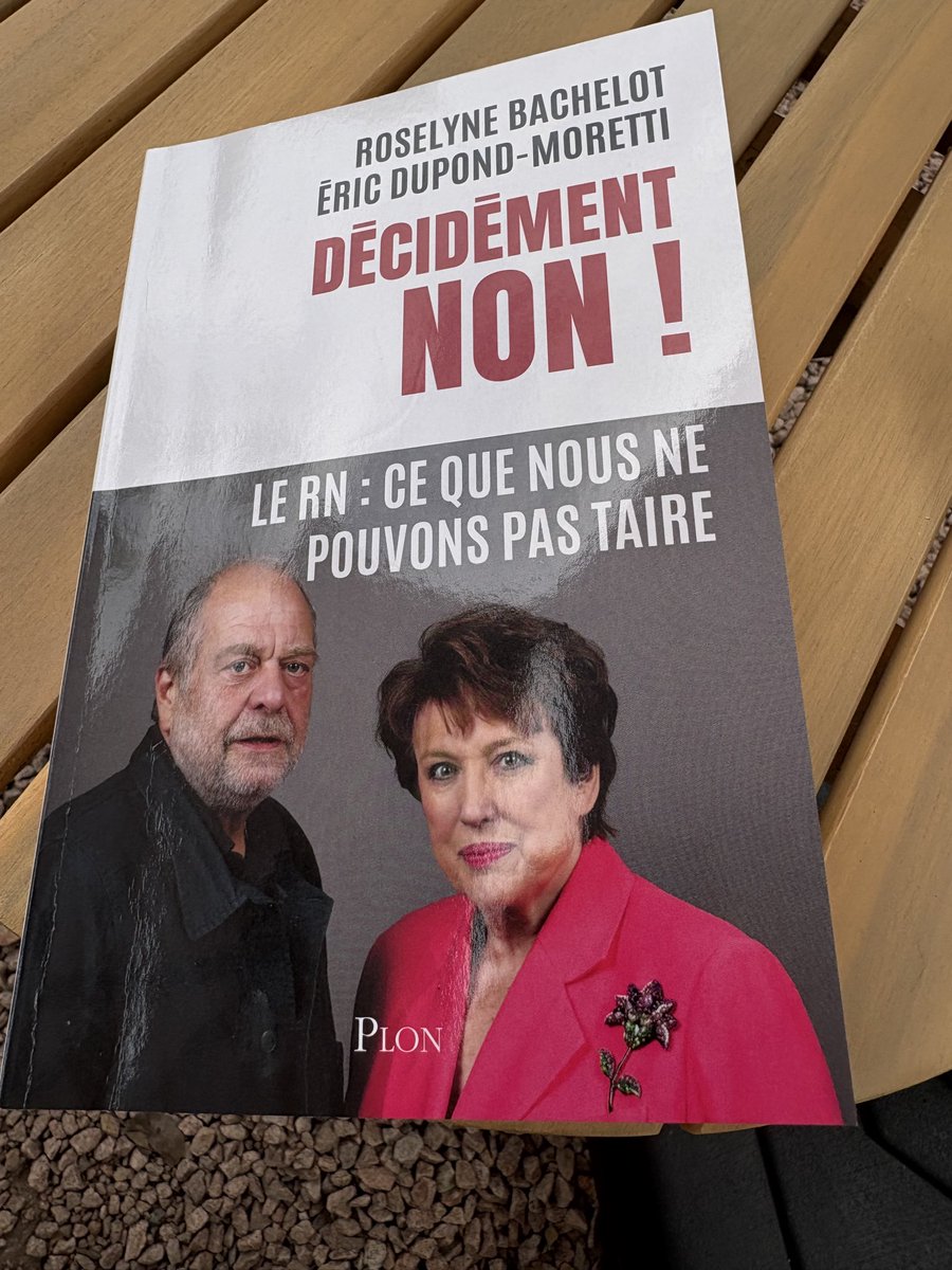Chau25006803's tweet photo. À lire absolument. https://t.co/IODZrt37Qn