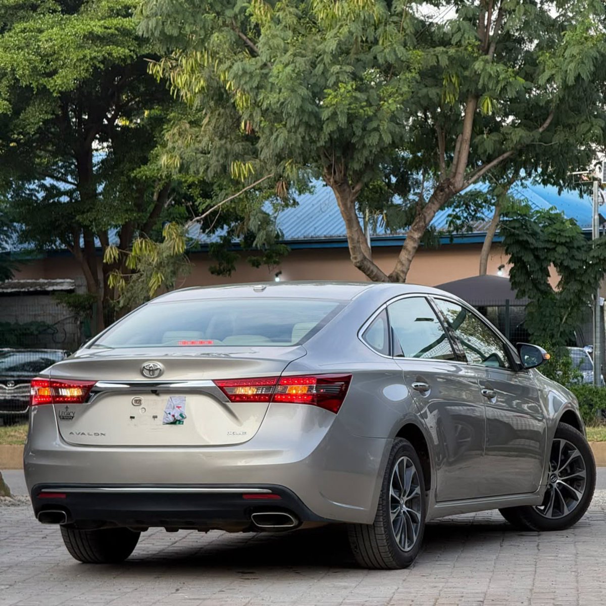 abujarides's tweet photo. 2015 | 2016 | 2017 | 2018 Toyota Avalon available. Foreign used.

DM or call 09067505058 https://t.co/mOuCfq4CbH