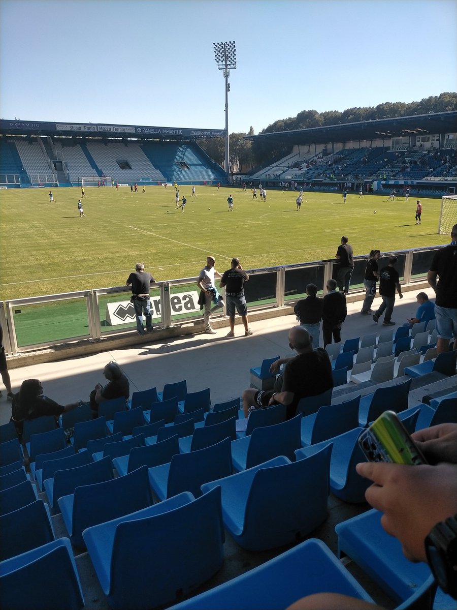 AssetAsteria's tweet photo. Si torna a casa, finalmente...

#forzaSpal 🤍💙 https://t.co/9r0MXjkEvJ