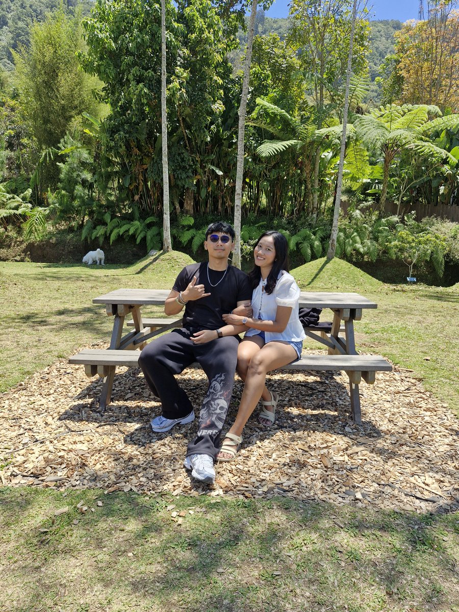 AntariPutu's tweet photo. One Day with you 💙💙 https://t.co/di4XoGcDjZ