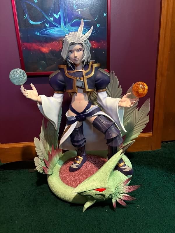 The_Gallanfe's tweet photo. @YunalesckaGames random but would you be interested in buying a resin statue of Garnet, Kuja, Freya, or Ultimecia? My Ultimecia hasn’t delivered yet. Sadly have to sell cuz I’m struggling financially but I know you love FF so I know you’d take good care of them. Kuja opened tho https://t.co/qsT3RDvKfb