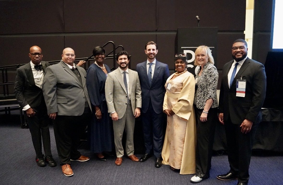 ChrisForPA's tweet photo. Got to introduce my friend @GregCasar to some of the hardest working Democrats in the country at the Allegheny Dems Kennedy-Lawrence Dinner last night.

One thing was clear: from Pennsylvania to Texas, we have a massive movement of dedicated people fighting every day to restore the American Dream.