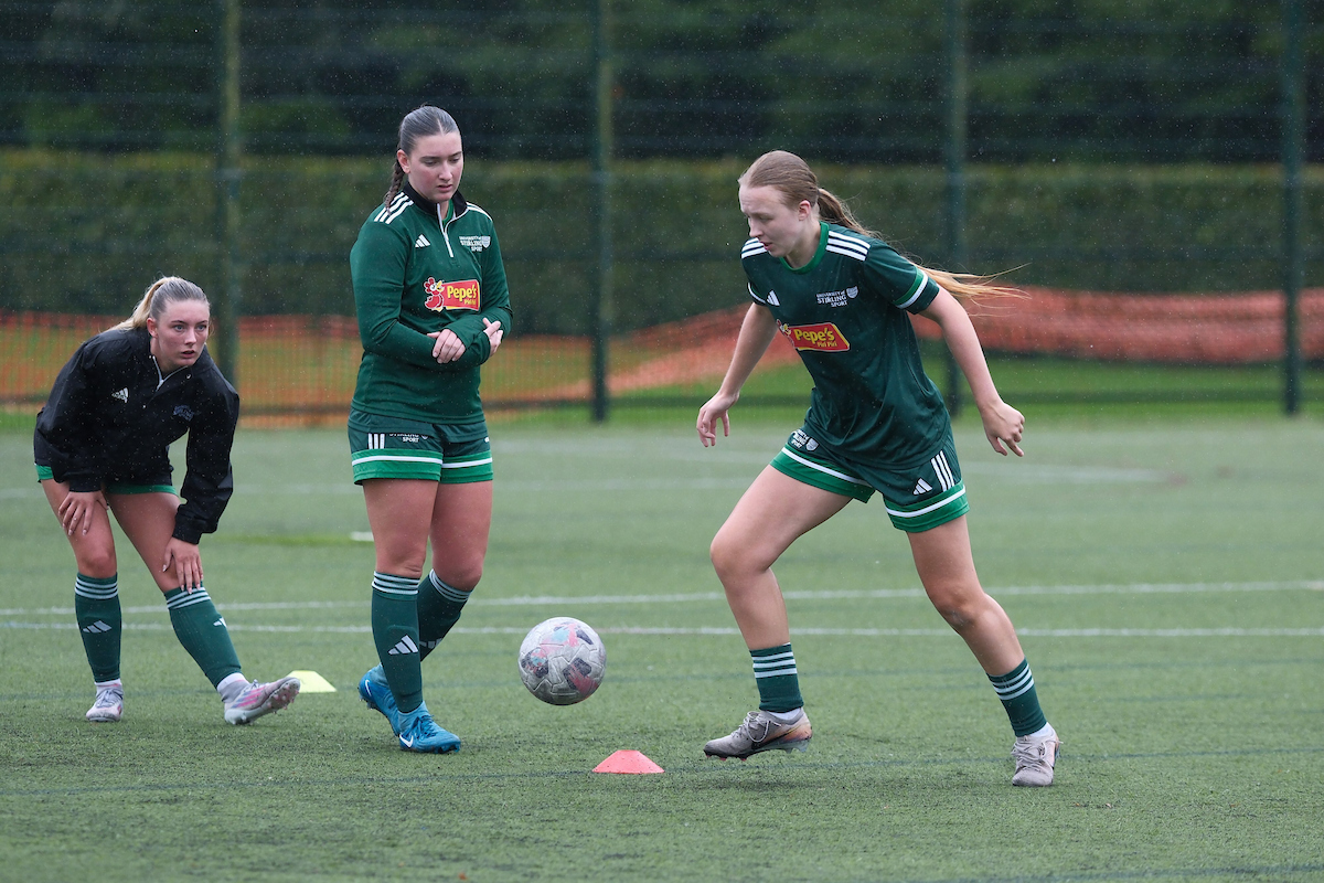 SWFChampionship's tweet photo. WET PREP

Barclays Championship leaders Rossvale are at Stirling University and conditions are... damp. #BeTheDifference 
📷 Alex Todd | Sportpix https://t.co/EWqgWUgSgK