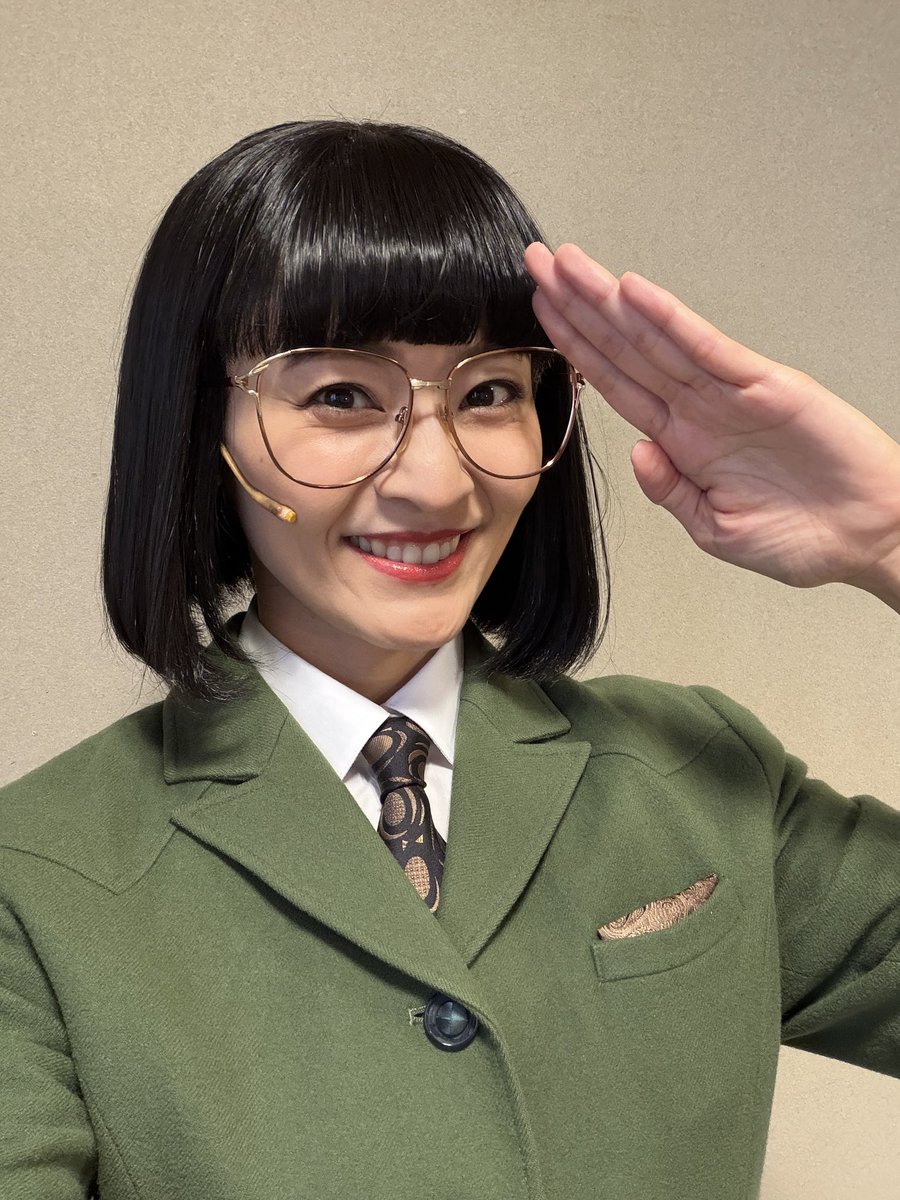 minami373minami's tweet photo. 舞台「#メイジザキャッツアイ」
博多座公演2日目。

足元のお悪い中、ご来場ありがとうございました✨
今日も満席のお客様…とっても嬉しかったです🥰💓
明日は11時半〜の一回公演です！
2階、3階のお客様まで届くよう、
浅谷光子、明日も張り切って〜いきます💪🏻👓 https://t.co/tzJrYUaUXh