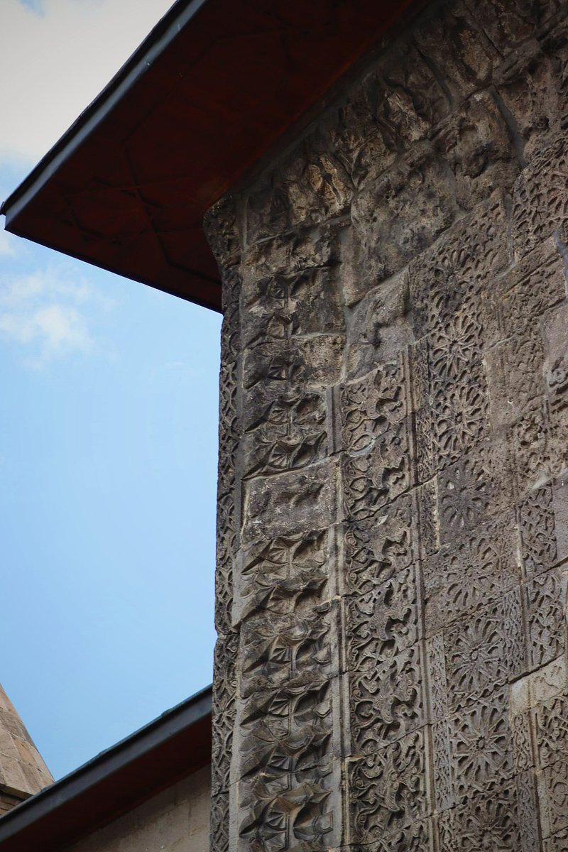 ofnotbeingalive's tweet photo. erzurum, yakutiye medresesi https://t.co/L3bV0qnpNv