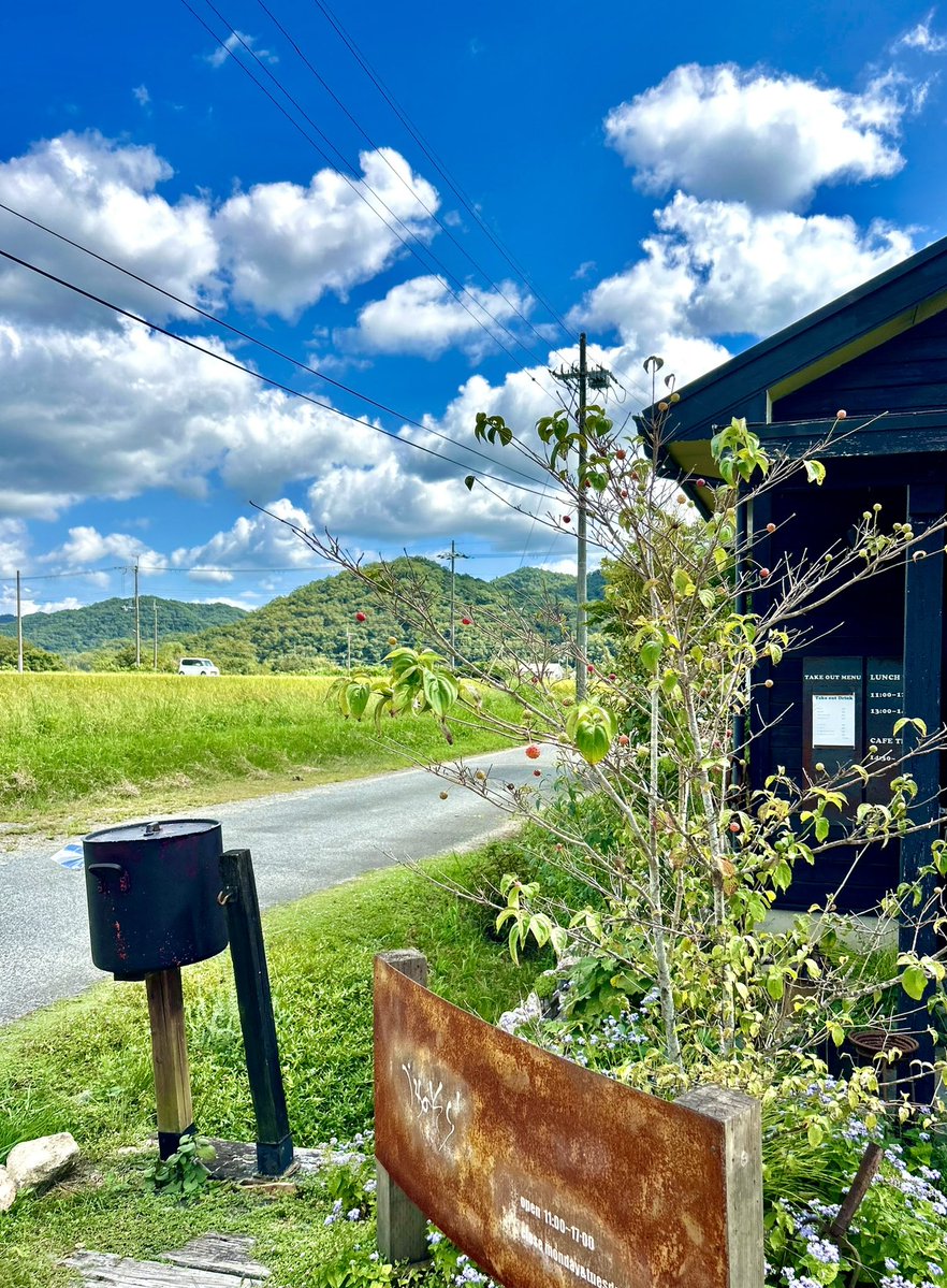 connectllc1's tweet photo. 洋食系（フレンチ）ランチの
No.1はここでーす
田園風景が拡がる中ポツンと1軒
月替わりで変わるランチ
本格的だけどリーズナブル
目で楽しめて味も文句なし
ただ１つだけ不満を言わせてもらうと
僕には量が全然足りませーん🤣 https://t.co/AXp0aTPEah