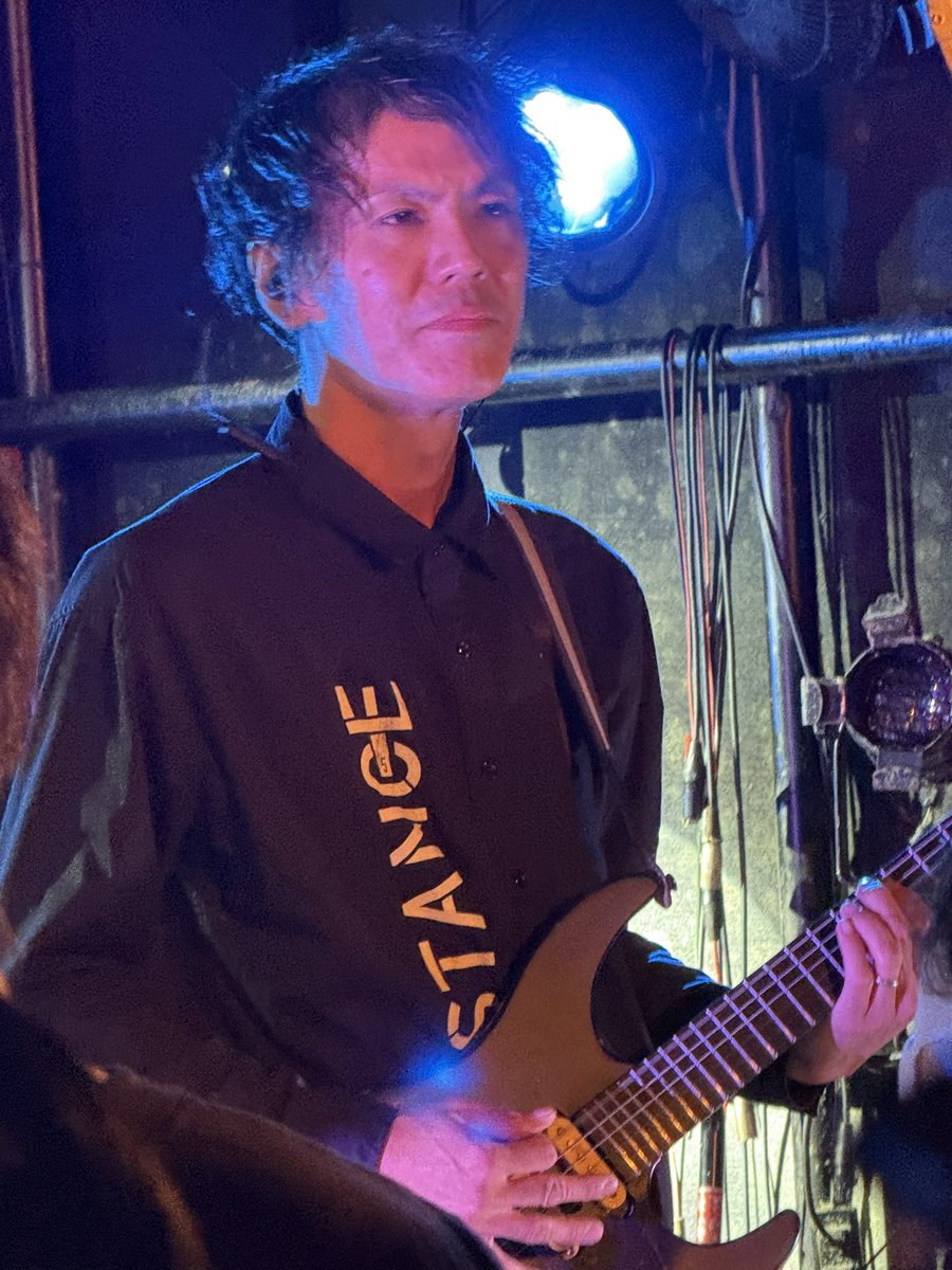 ko_imd's tweet photo. きょう9/27は
新宿アンティノックに
ulma sound junctionを見に行ってきました
重心低めな曲を打ち出しつつ
広がりと奥行きを感じさせるような展開で
力強く美しかったです♪
朝から始まるライブは初めてですが
ulmaさんのシャワーは
強靭で目覚めも気持ちよかったです🫶🍀🍀🍀
#UlmaSoundJunction https://t.co/MygSxvxGph