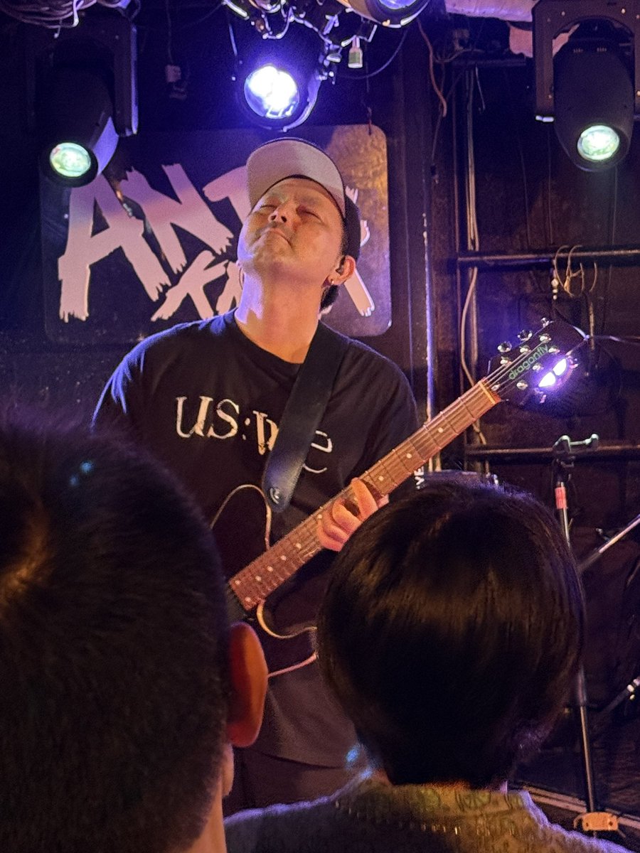 ko_imd's tweet photo. きょう9/27は
新宿アンティノックに
ulma sound junctionを見に行ってきました
重心低めな曲を打ち出しつつ
広がりと奥行きを感じさせるような展開で
力強く美しかったです♪
朝から始まるライブは初めてですが
ulmaさんのシャワーは
強靭で目覚めも気持ちよかったです🫶🍀🍀🍀
#UlmaSoundJunction https://t.co/MygSxvxGph