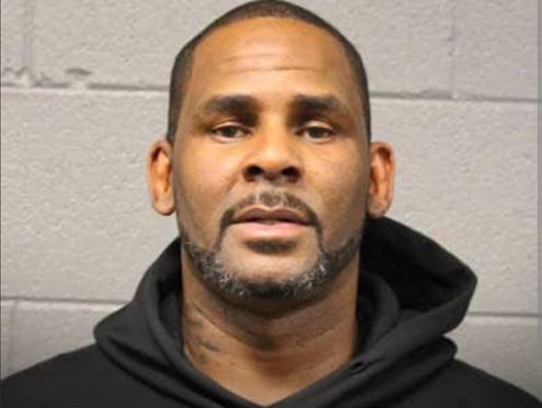 RubenMccullum's tweet photo. What R. Kelly did was wrong, period. I’m not defending his actions. My point is that throughout the entertainment industry, there have been celebrities who have done terrible things too. Some were held accountable, and others may never be. Free this man

#freerkelly #rkelly https://t.co/MsL1oHY9v2