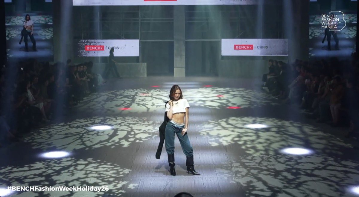 kowalerts's tweet photo. GRABE ANG FRANCINE! 🫶❤️

#FrancineDiaz showing her fabulous outfit for #BenchFashionWeekHoliday26 https://t.co/Vp3DIDxnFA
