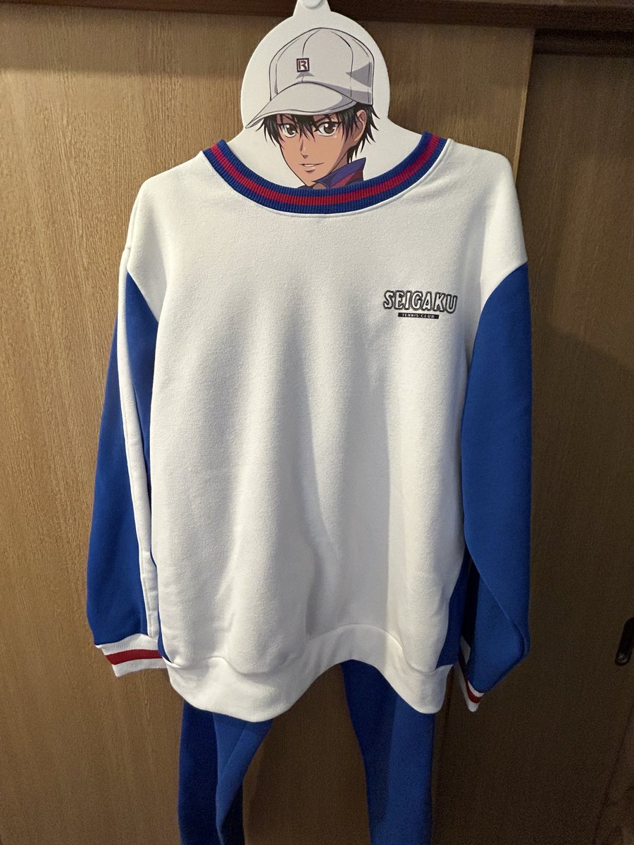 ihigo96's tweet photo. 買えたー！！
ラス1だったよ😭

普段、田舎暮らしだからイベントとか全くいけないけど、これは隣町の所で買えたよ✨
幸せー🩷 https://t.co/rzbdTx5qOt