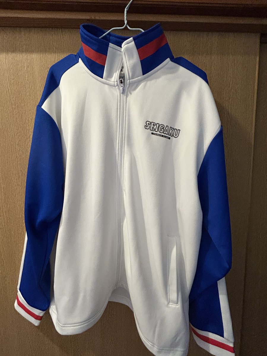 ihigo96's tweet photo. 買えたー！！
ラス1だったよ😭

普段、田舎暮らしだからイベントとか全くいけないけど、これは隣町の所で買えたよ✨
幸せー🩷 https://t.co/rzbdTx5qOt